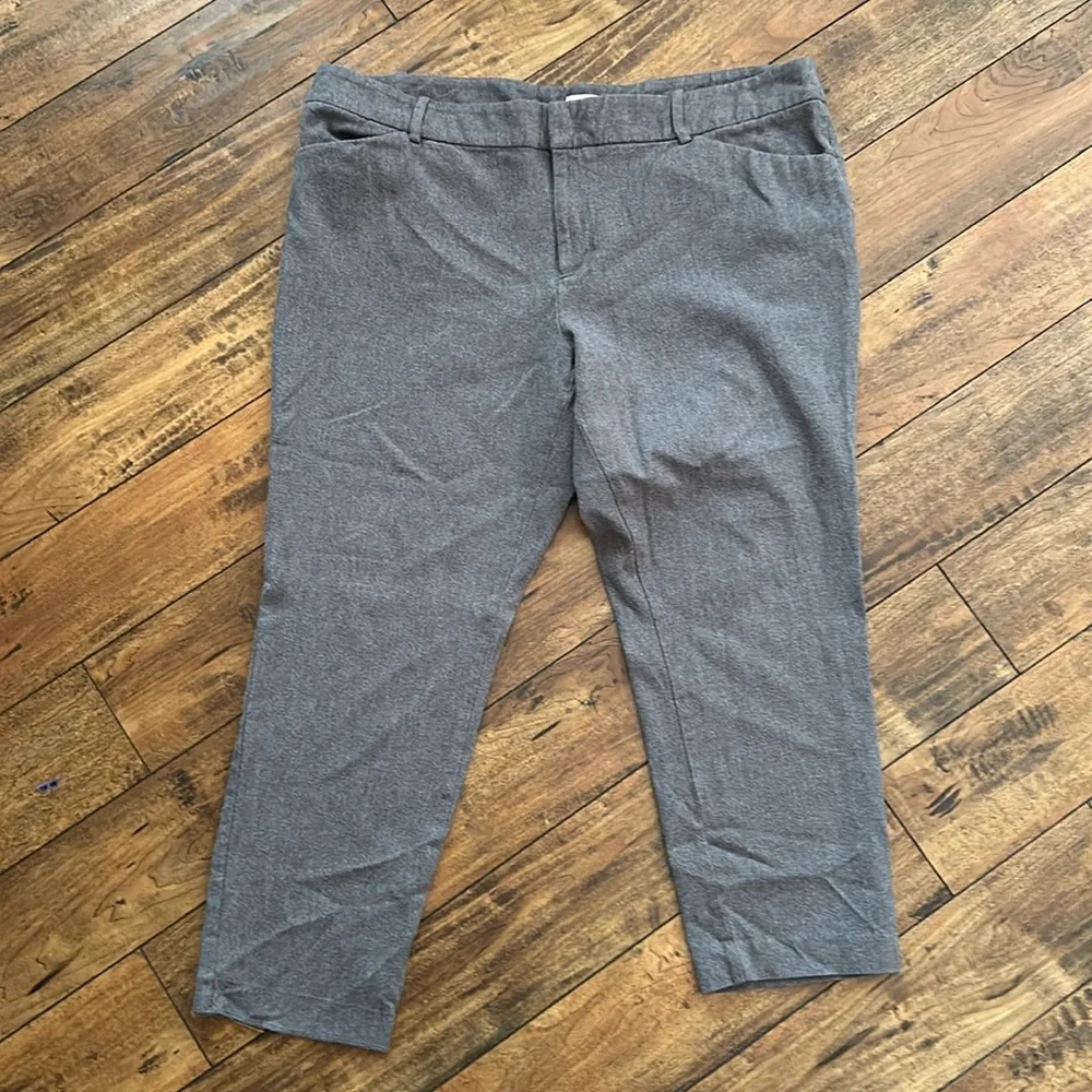 Women’s Gray Stretch Pants in size 18 - Picture 3 of 5